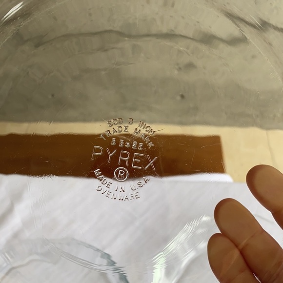 Pyrex Pie Dishes Assorted Styles Bundle of 3 - Picture 4 of 12